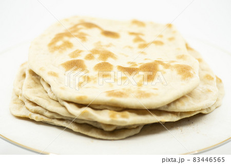Fresh baked Pita Bread Fresh baked Pita Bread 83446565