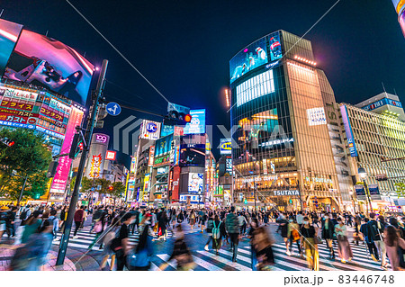 日本の東京都市景観 衆院解散。争点はコロナ対策と“バラマキ”…。渋谷は脅威の人流＝10月14日 83446748