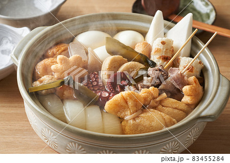 熱々のおでん 83455284