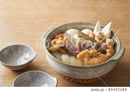 熱々のおでん 83455289