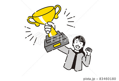 人物 トロフィーを持つビジネスパーソン女性 83460180