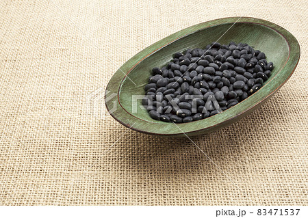 black turtle beans black turtle beans 83471537