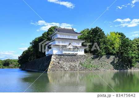 名古屋市中区本丸　名古屋城の西北隅櫓 83475642