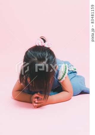 4 years old 83481159