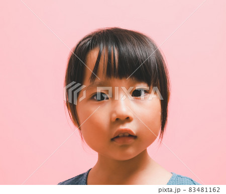 4 years old 83481162