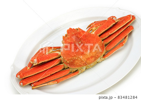 鳥取の松葉がに　皿の上のボイル松葉ガニ 83481284