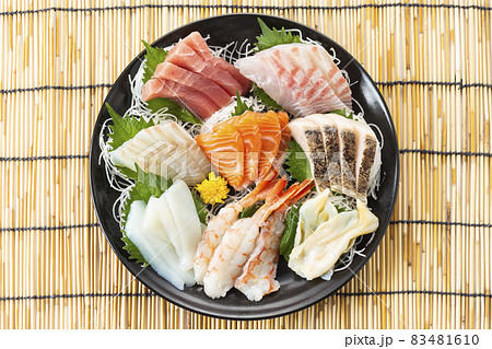 刺し身盛り 83481610