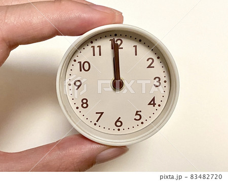 時計 12時 時計 12時 83482720