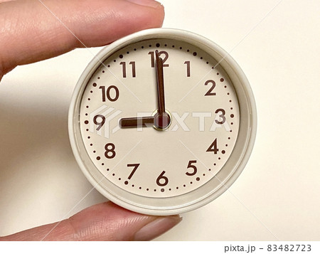 時計 9時 時計 9時 83482723