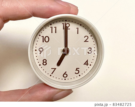 時計 7時 時計 7時 83482725