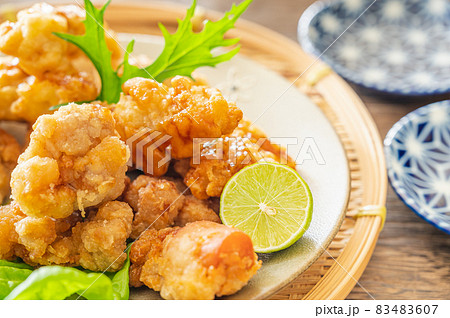 鶏のからあげ 鶏のからあげ 83483607