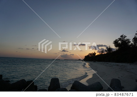 夕焼け 海 夕焼け 海 83487671