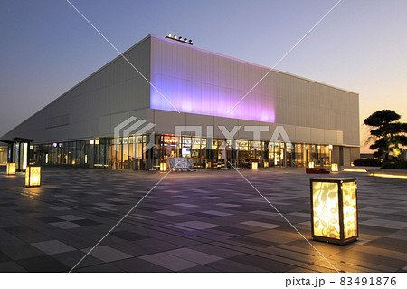 羽田イノベーションシティの2Fコリドー Zepp Hanedaの夕景 羽田イノベーションシティの2Fコリドー Zepp Hanedaの夕景 83491876