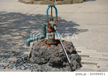 手押しポンプの井戸 手押しポンプの井戸 83499951