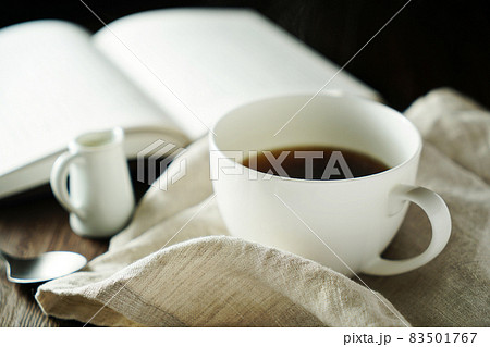 コーヒーでティータイム コーヒーでティータイム 83501767