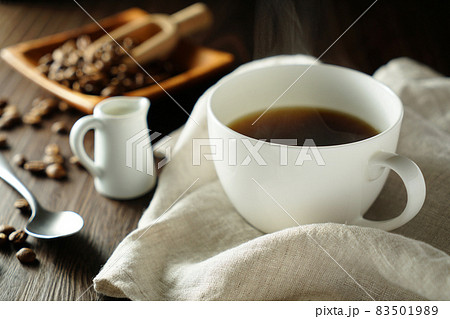 コーヒー 83501989