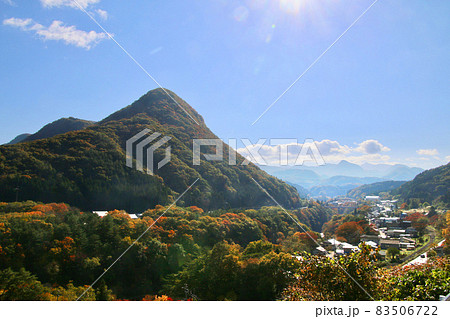 湯野上温泉駅付近の風景（会津・下郷町） 83506722