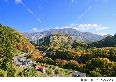 湯野上温泉駅付近の風景(会津・下郷町) 湯野上温泉駅付近の風景(会津・下郷町) 83506723