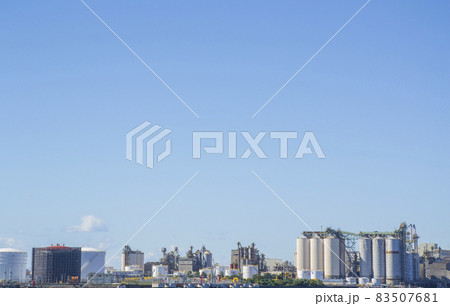 千葉県京葉工業地域の風景 83507681