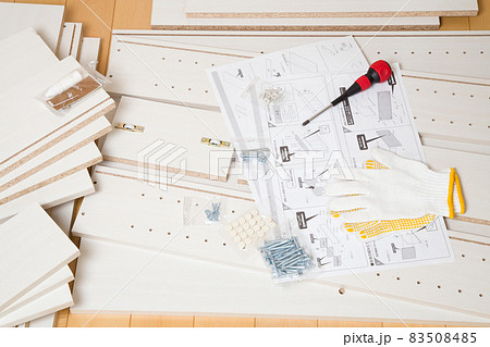 家具　組み立て 83508485