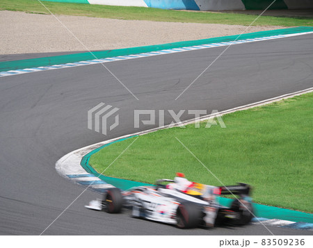 フォーミュラカー　レース 83509236