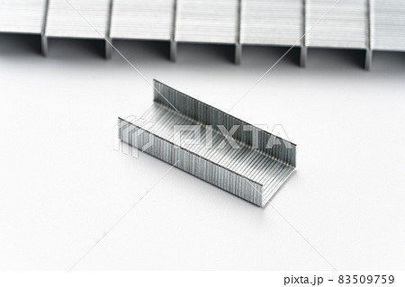 ホッチキスの芯 83509759