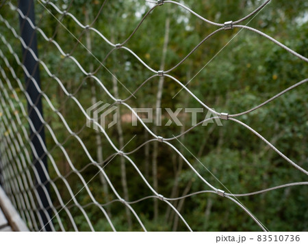 Modern chrome steel wire mesh fence with pressed joints 83510736