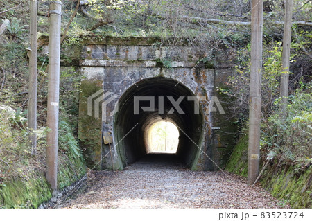 鉄道遺産！旧国鉄篠ノ井線の漆久保トンネル 83523724