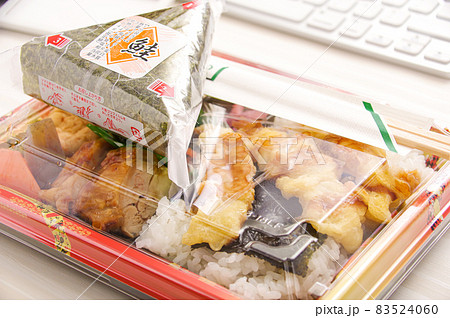 コンビニ弁当 83524060