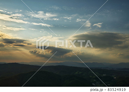 《岡山県》美作市の展望台、大山展望台から眺める風景 83524919