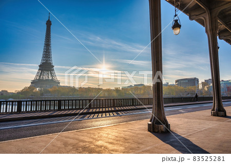 Paris France, city skyline sunrise at Eiffel Tower and Seine River Bir-Hakeim Bridge Paris France, city skyline sunrise at Eiffel Tower and Seine River Bir-Hakeim Bridge 83525281