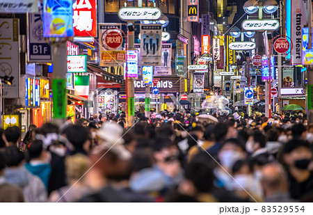 日本の東京都市景観 ハロウィン“狂騒曲”、渋谷は驚愕の人流大爆発、もはやカオス=10月31日 日本の東京都市景観 ハロウィン“狂騒曲”、渋谷は驚愕の人流大爆発、もはやカオス=10月31日 83529554