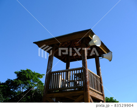 海水浴場の監視塔 海水浴場の監視塔 83529904