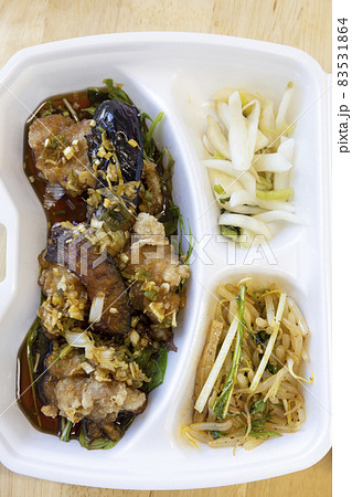 美味しい油淋鶏弁当 83531864