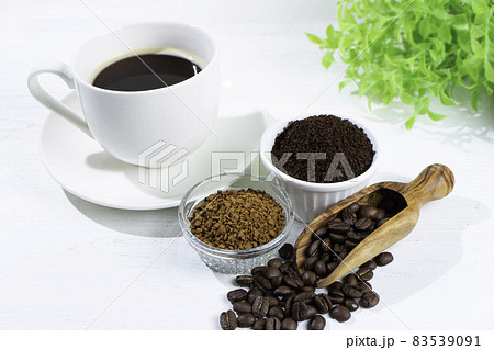 コーヒー豆、インスタントコーヒー、珈琲豆（粉）の比較 83539091