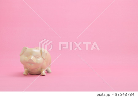 Piggy bank idea to save money Piggy bank idea to save money 83543734