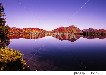Lac Superieur, Mont tremblant, Quebec, Canada 83545282