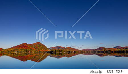 Lac Superieur, Mont tremblant, Quebec, Canada 83545284