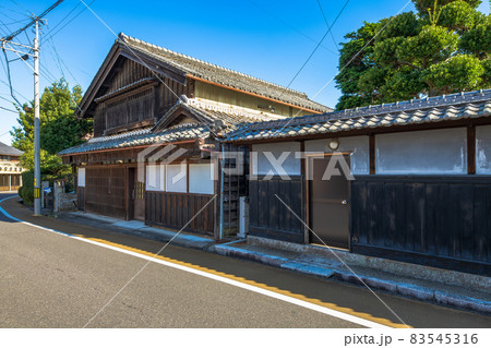 三重県松阪市　市場庄の町並み 83545316