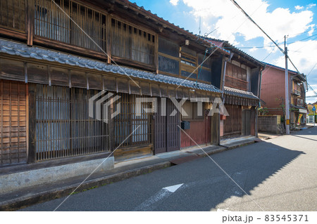 三重県　津市　阿漕の町並み 83545371