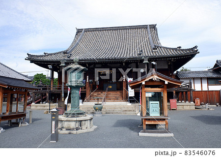 大阪府　総持寺本堂 83546076