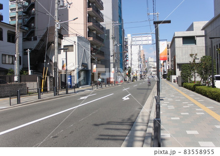 堺市翁橋街フェニーチェ堺横の通り 堺市翁橋街フェニーチェ堺横の通り 83558955