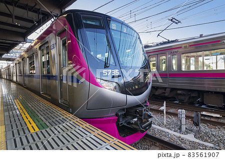 京王線 新宿行き 回送 電車 高幡不動駅 京王 5000系 京王5000系 京王ライナー 京王線 新宿行き 回送 電車 高幡不動駅 京王 5000系 京王5000系 京王ライナー 83561907