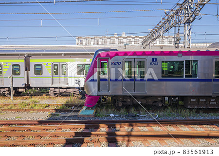 京王線　新宿行き　回送　電車　高幡不動駅　京王　5000系　京王5000系　京王ライナー　 83561913