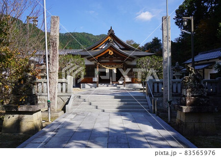 ダム建設による社殿が水没地域にあったため今のこの地に遷座した「久田神社」 ダム建設による社殿が水没地域にあったため今のこの地に遷座した「久田神社」 83565976