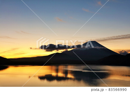 日の出前の富士山 日の出前の富士山 83566990