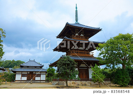 法起寺 三重塔と講堂 法起寺 三重塔と講堂 83568548