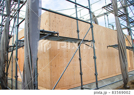 建築途中の一軒家 建築途中の一軒家 83569002