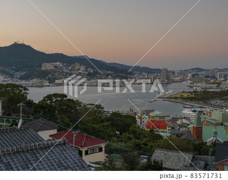 長崎の夕景1 83571731