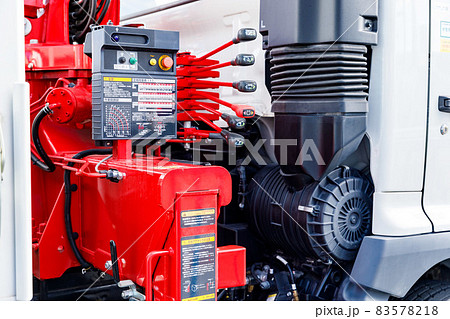 ユニック車　トラッククレーン 83578218